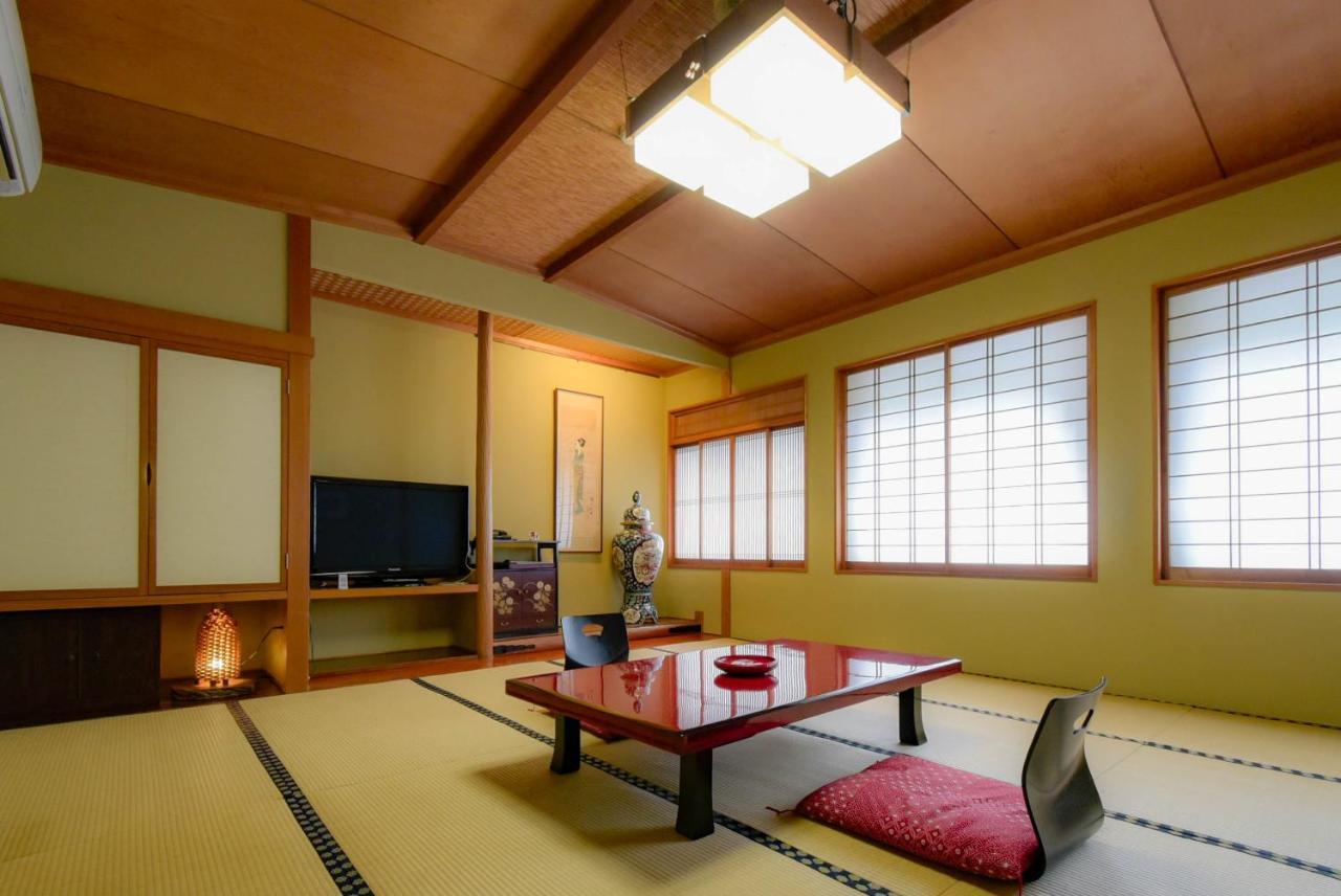Irorinoyado Ashina Hotell Aizuwakamatsu Exteriör bild