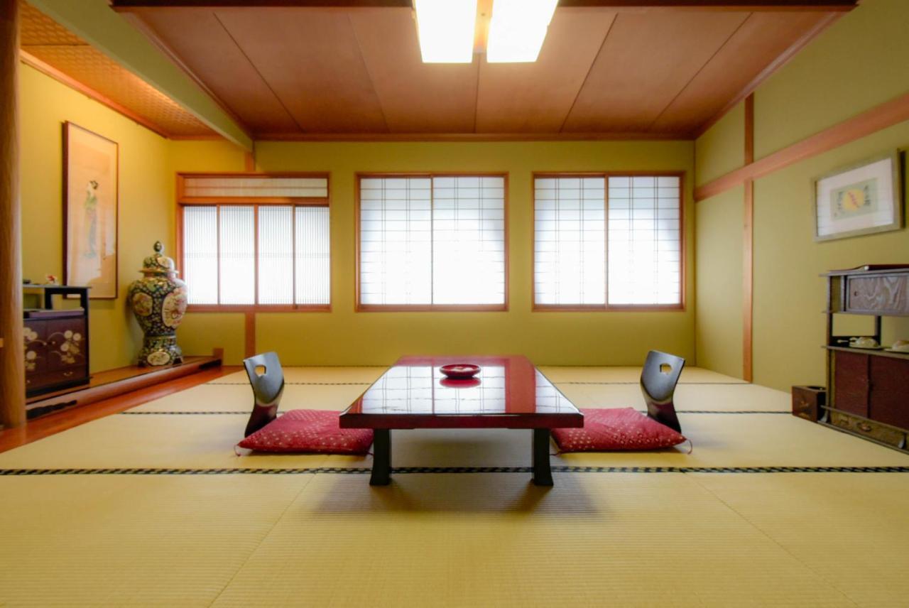 Irorinoyado Ashina Hotell Aizuwakamatsu Exteriör bild