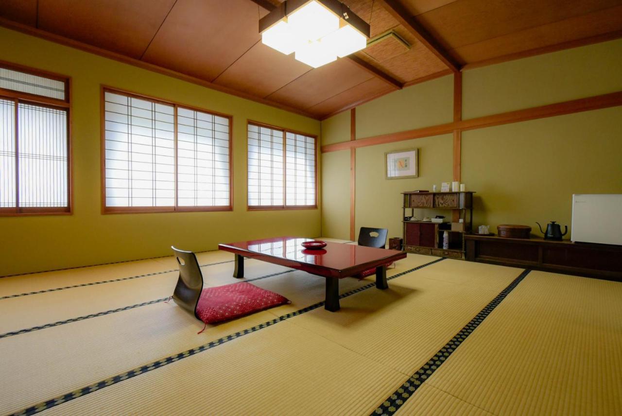 Irorinoyado Ashina Hotell Aizuwakamatsu Exteriör bild